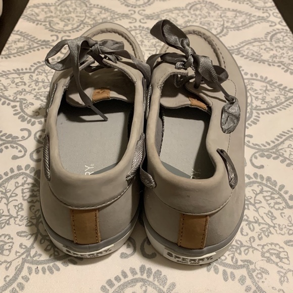 Sperry Memory Foam Top-Sider Women’s 8.5. Gray. Lace shoe laces. Slip resistant - Picture 6 of 9
